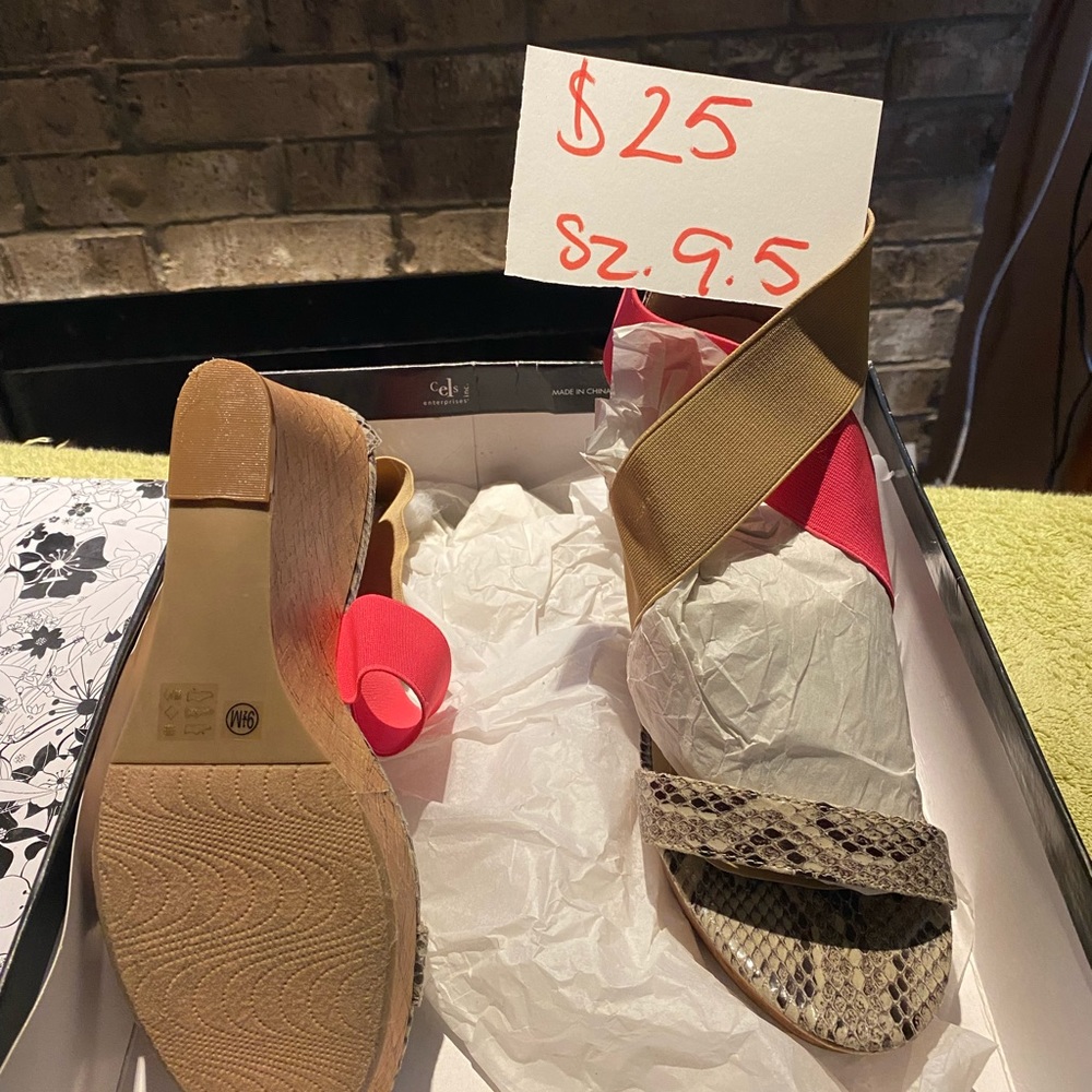 Chinese Laundry sandals